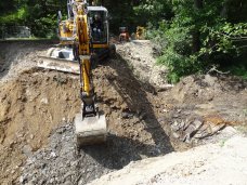 Ausschachten an der Baumaßnahme DN012 am Tiefenbach I.