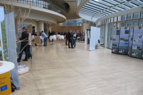 LIFE+ Ausstellung im Foyer des Düsseldorfer Landtags